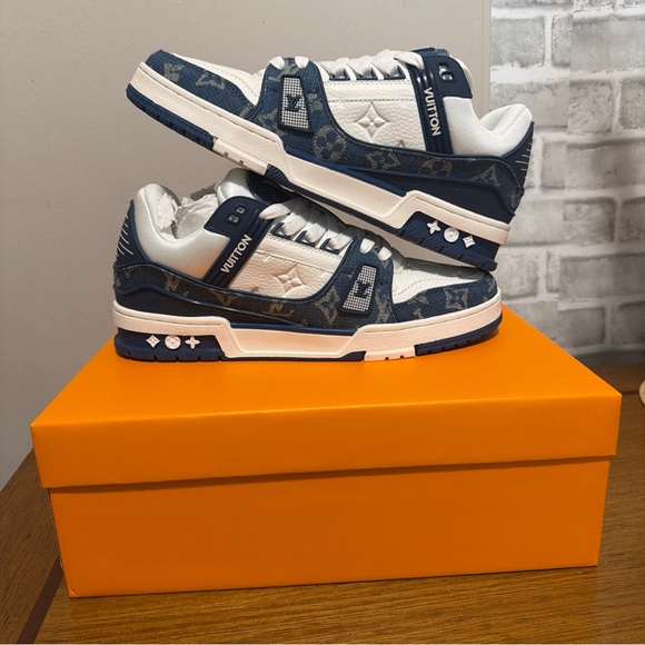 Louis Vuitton White and Navy Monogram Court Sneakers - Picture 5 of 6